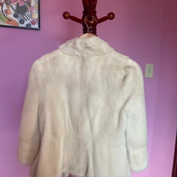 Beige mink fur coat - never worn! - Picture 3 of 11